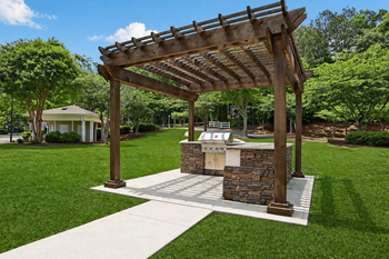 Newnan crossing grill & gather area